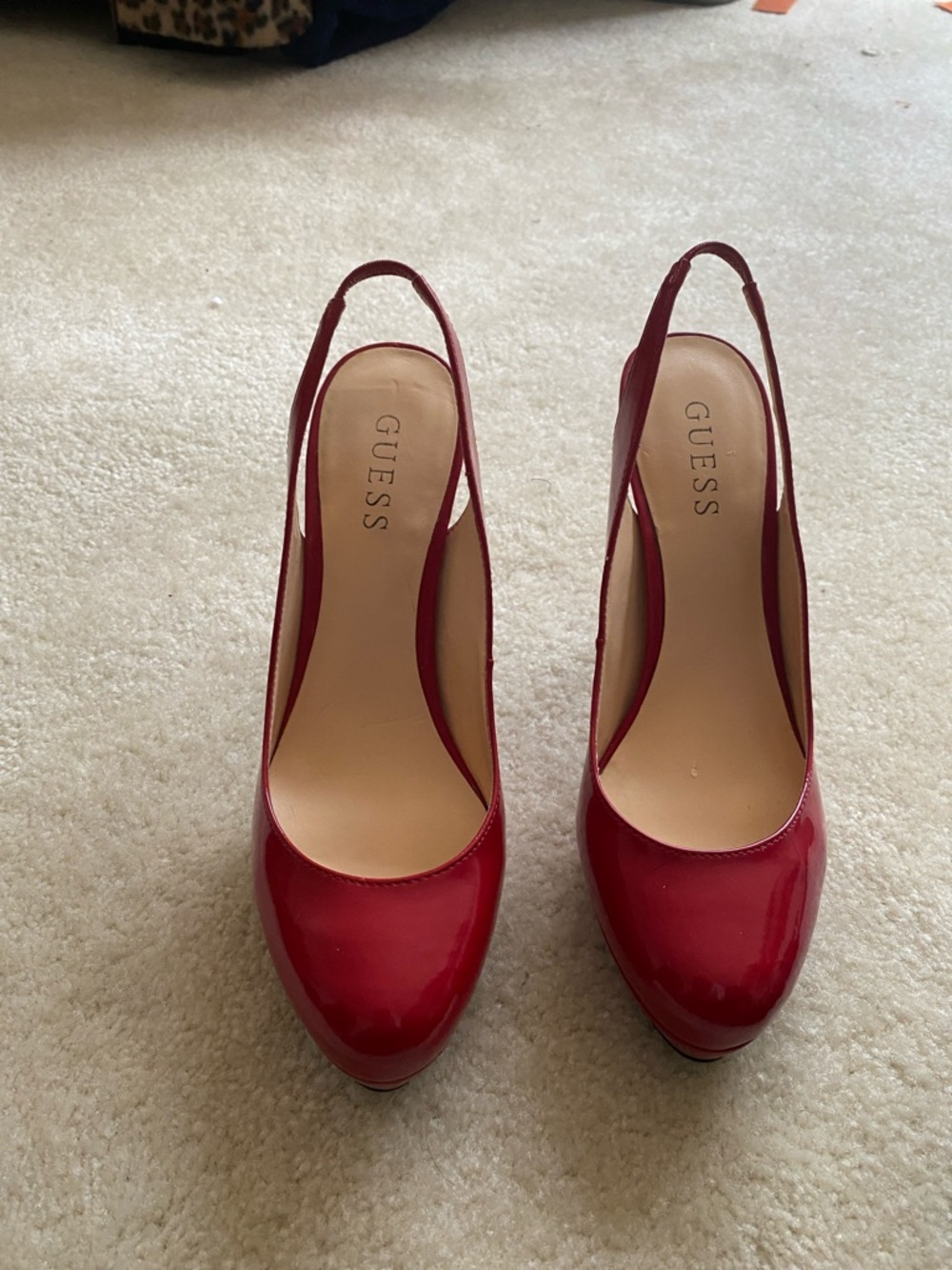 GUESS Red Patent Slingback Pointed Pumps